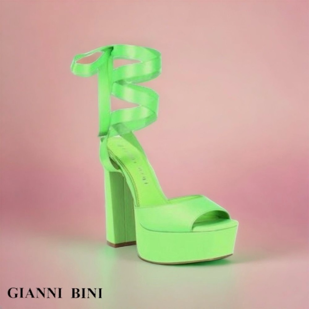 Gianni Bini Matte KARSTIN Satin Platform Heels Sandals Wrap-Up Pumps Apple Green